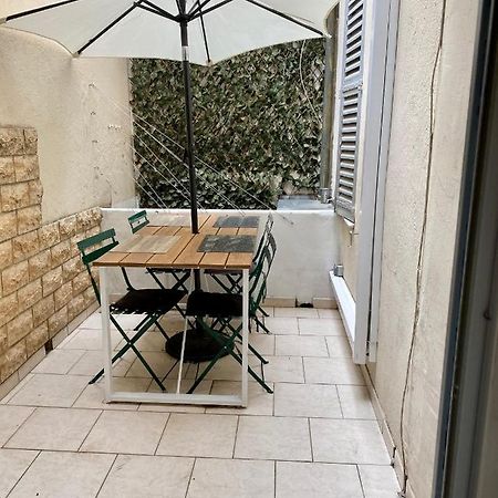 Appartement 2 Chambres - Suquet, Terrasse Et Parking Cannes Esterno foto