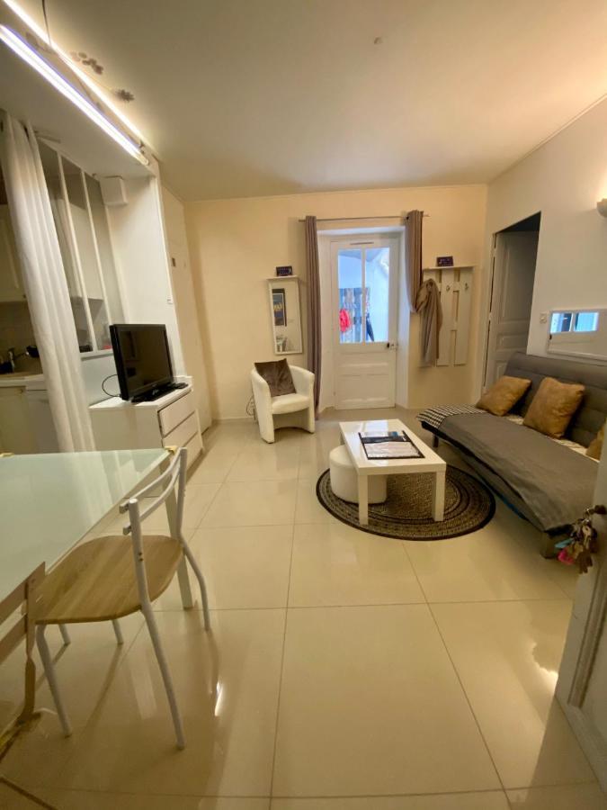 Appartement 2 Chambres - Suquet, Terrasse Et Parking Cannes Esterno foto