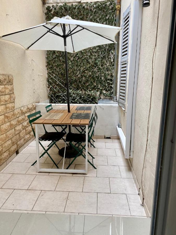 Appartement 2 Chambres - Suquet, Terrasse Et Parking Cannes Esterno foto