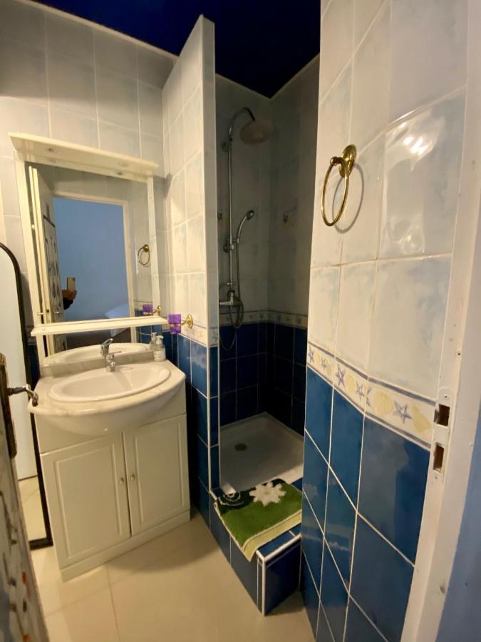 Appartement 2 Chambres - Suquet, Terrasse Et Parking Cannes Esterno foto